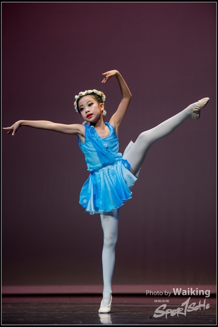 2018-10-14 Solo Dance 1880