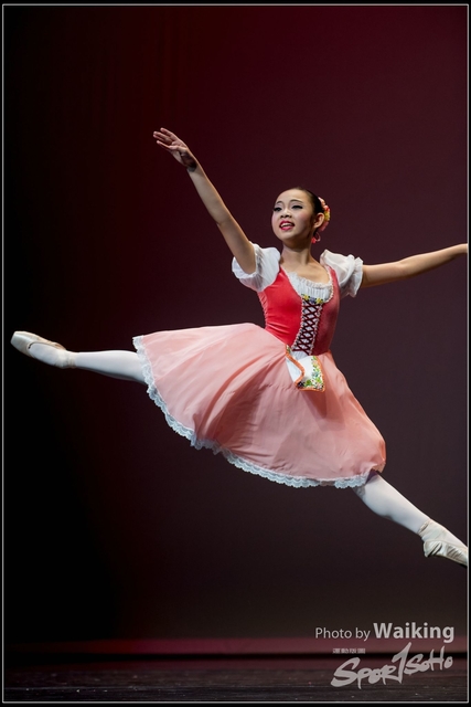 2018-10-14 Solo Dance 2428