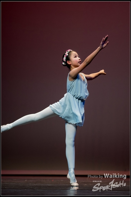 2018-10-14 Solo Dance 2439