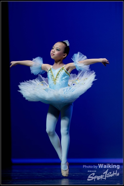 2018-10-14 Solo Dance 1899