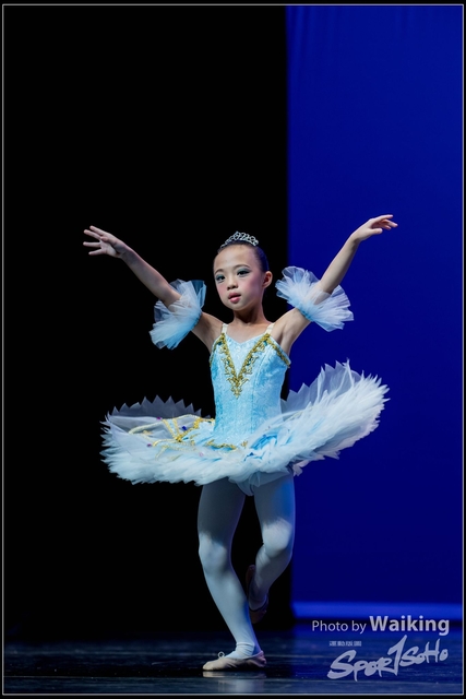 2018-10-14 Solo Dance 1900