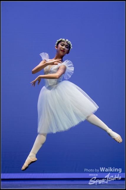 2018-10-14 Solo Dance 2466