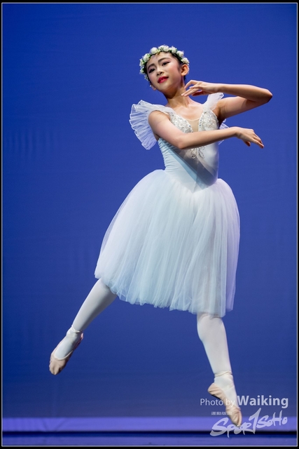 2018-10-14 Solo Dance 2469