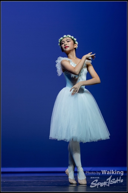 2018-10-14 Solo Dance 2472