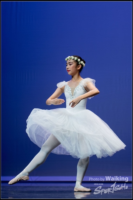 2018-10-14 Solo Dance 2476