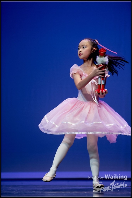 2018-10-14 Solo Dance 1945