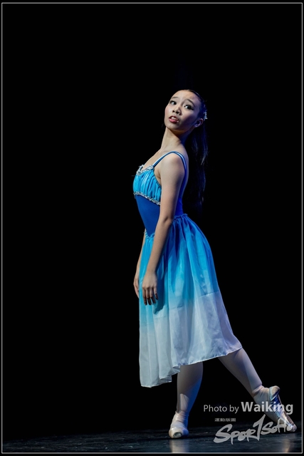 2018-10-14 Solo Dance 2574