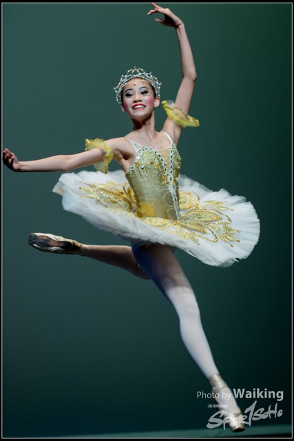 2018-10-14 Solo Dance 2579