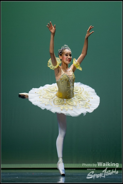 2018-10-14 Solo Dance 2583