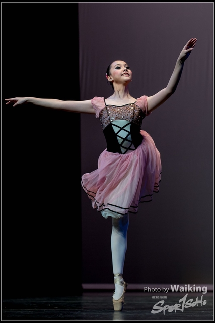 2018-10-14 Solo Dance 2594