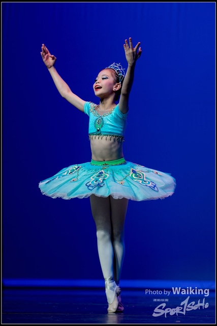 2018-10-14 Solo Dance 2055