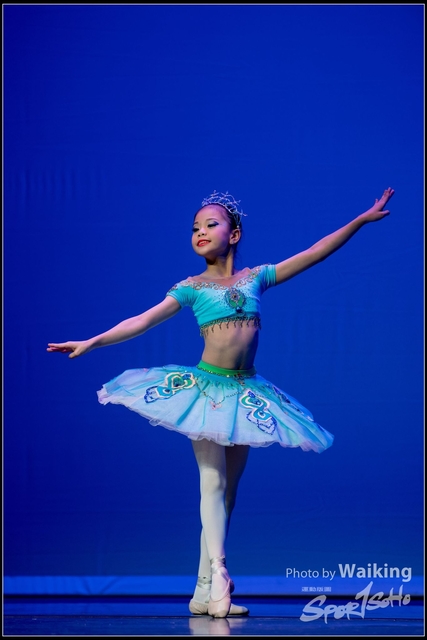 2018-10-14 Solo Dance 2056