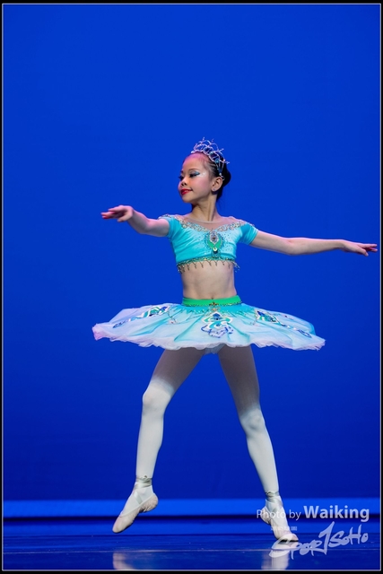 2018-10-14 Solo Dance 2064