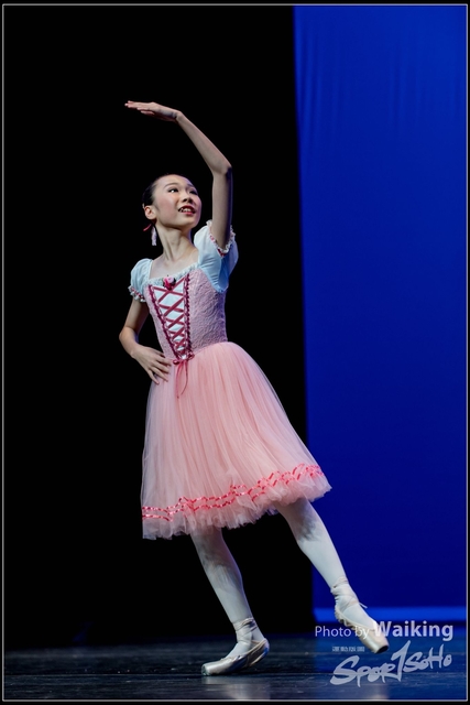 2018-10-14 Solo Dance 2647