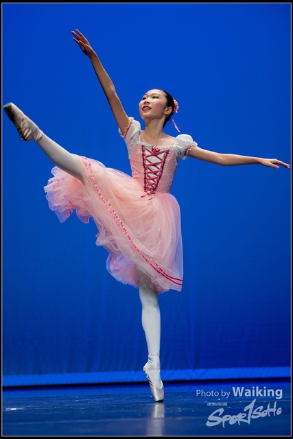 2018-10-14 Solo Dance 2654