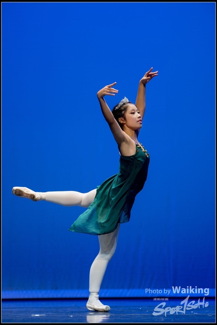 2018-10-14 Solo Dance 2698