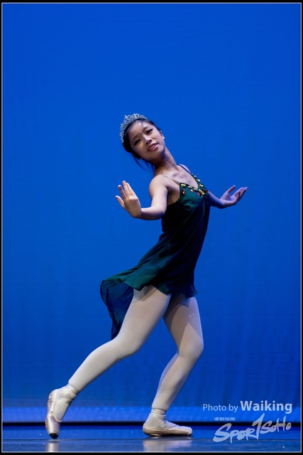 2018-10-14 Solo Dance 2701