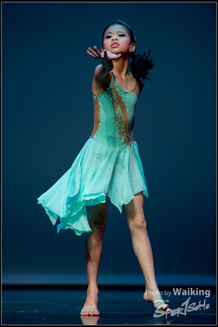 2018-10-14 Solo Dance 1077