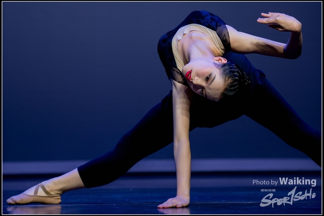 2018-10-14 Solo Dance 1387