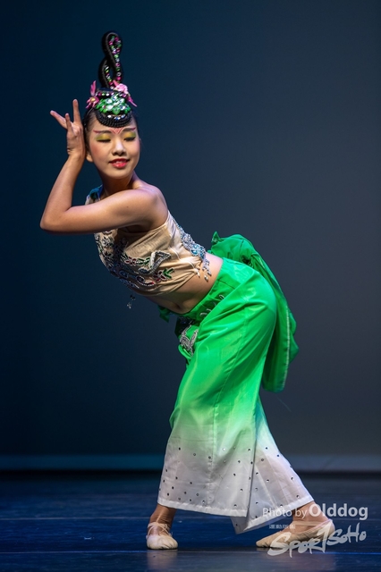 Dance-184