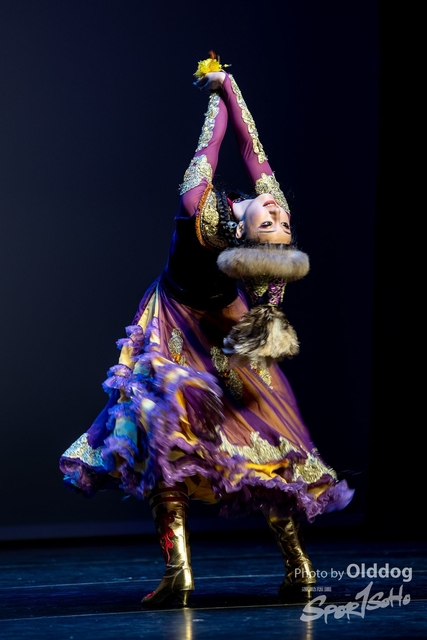 Dance-190