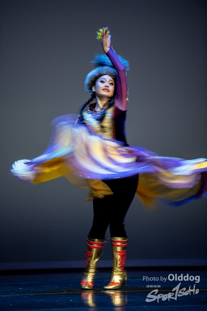 Dance-195