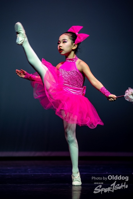 Dance-244