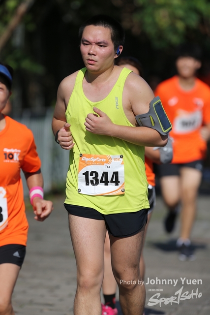 YMK_4142