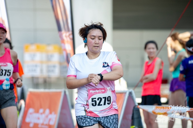 GigaSports10K-240