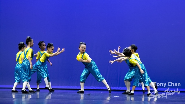 GroupDance_038