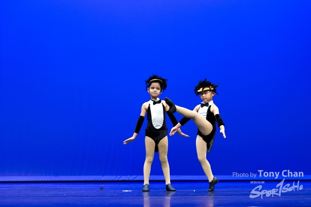 GroupDance_043