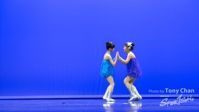 GroupDance_128
