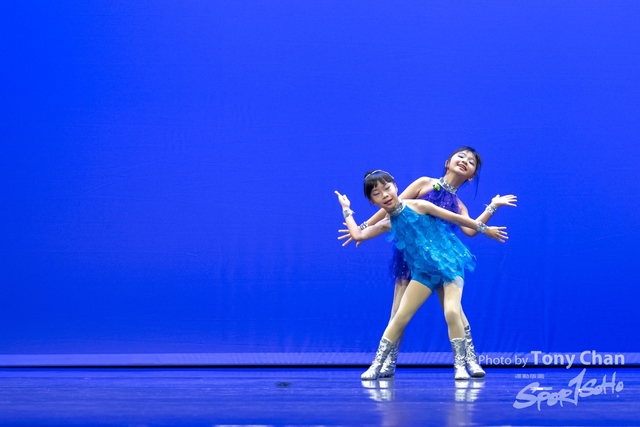 GroupDance_132