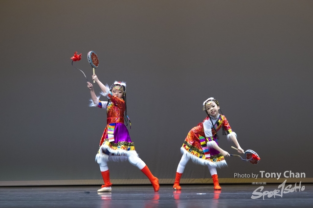 GroupDance_183