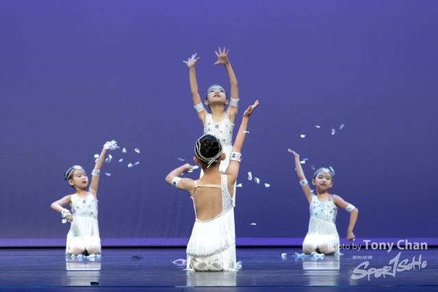 GroupDance_272
