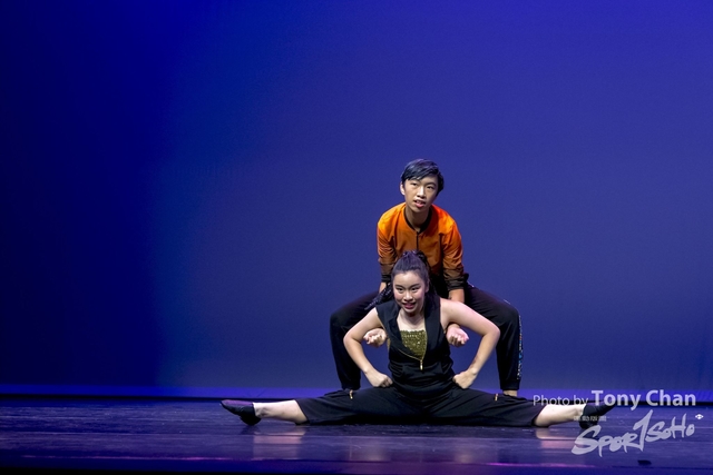 GroupDance_372