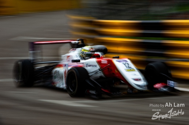 ND4_2187