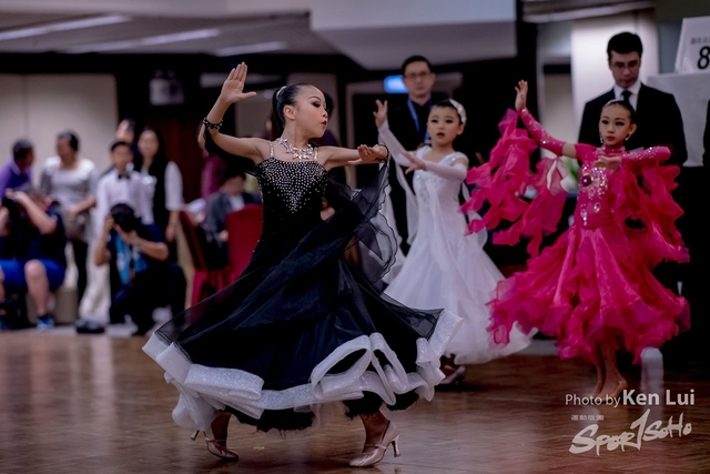 20181118dance 1027