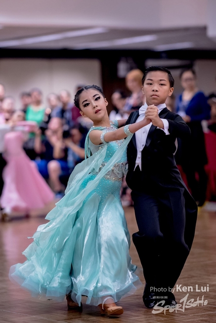 20181118dance 1035