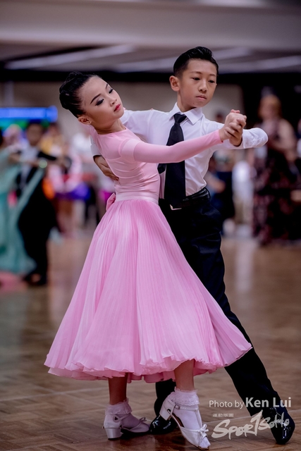 20181118dance 1037