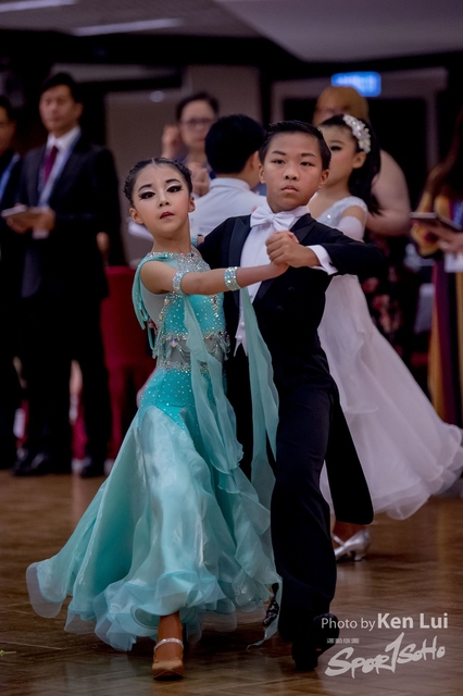 20181118dance 1047