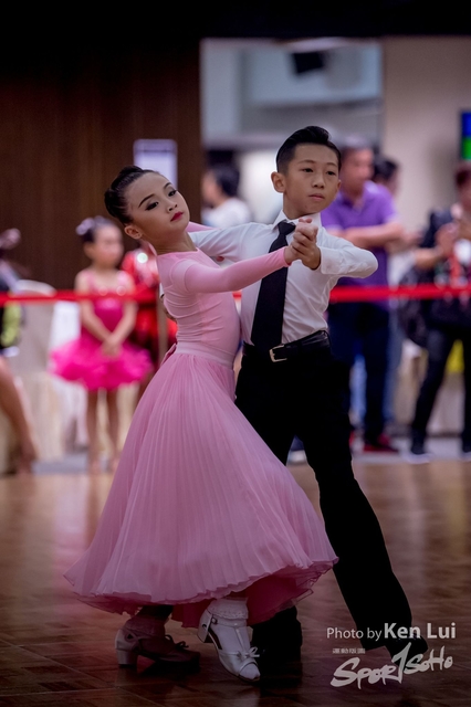 20181118dance 1048