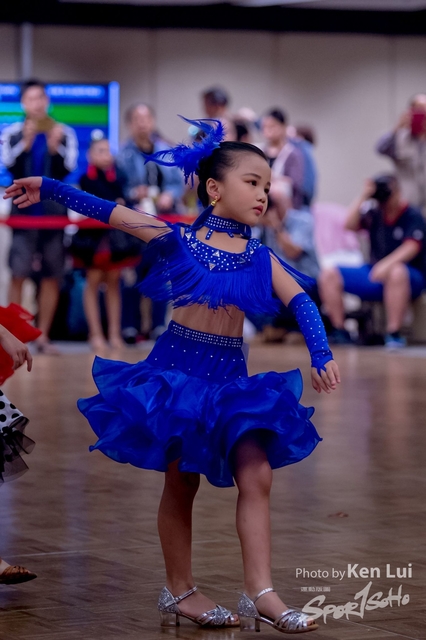20181118dance 1057