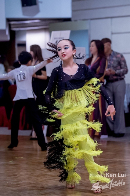 20181118dance 1338