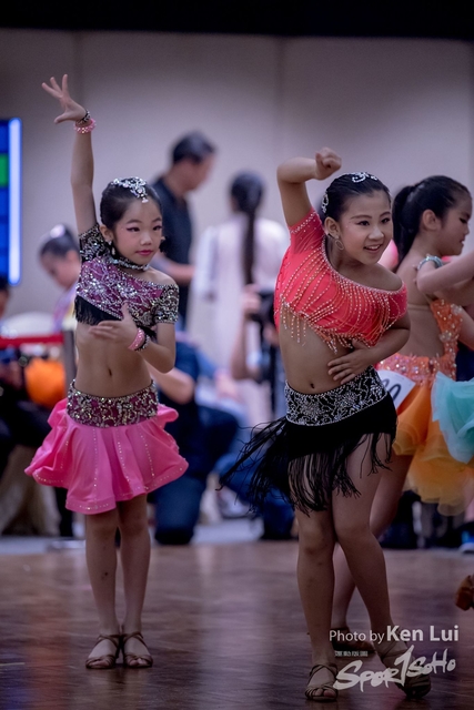 20181118dance 1460