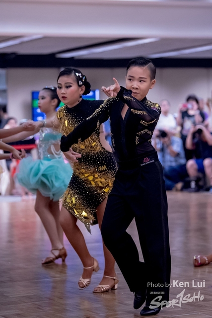 20181118dance 1496