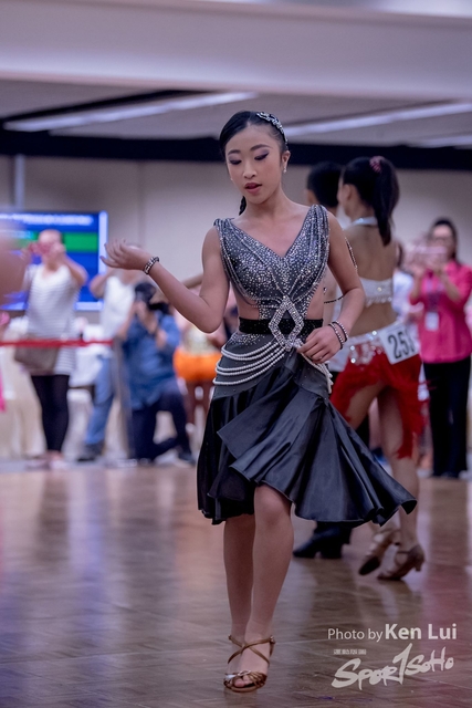20181118dance 1521