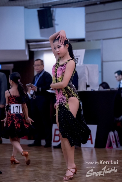 20181118dance 1585