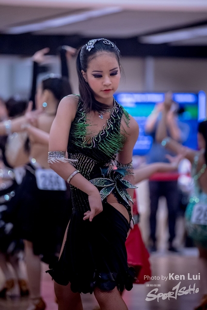 20181118dance 1590