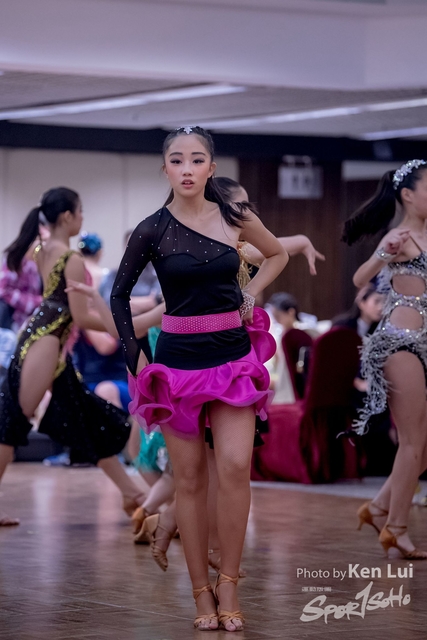 20181118dance 1597
